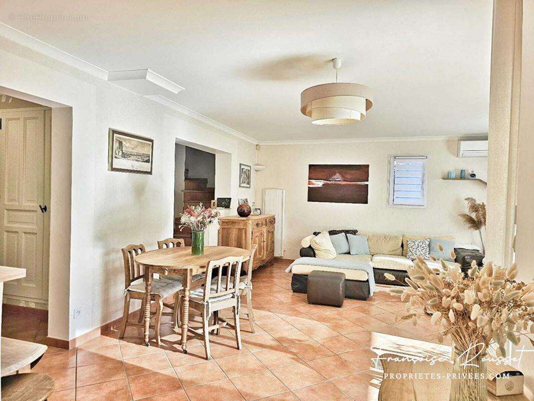 Maison à BOUILLARGUES