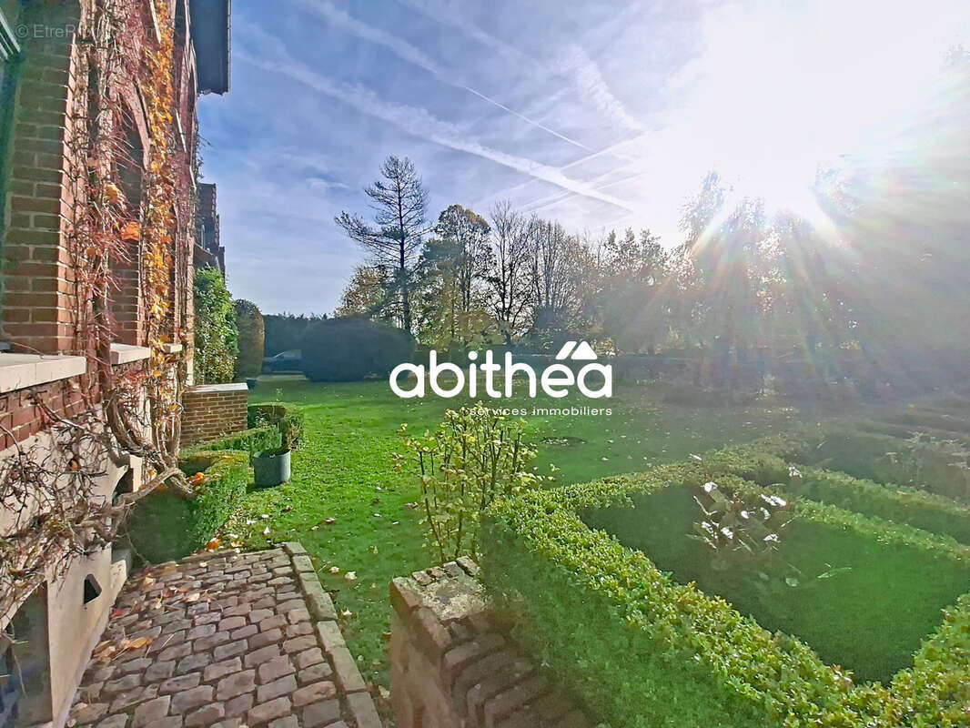 Maison à TILLOY-LES-MOFFLAINES