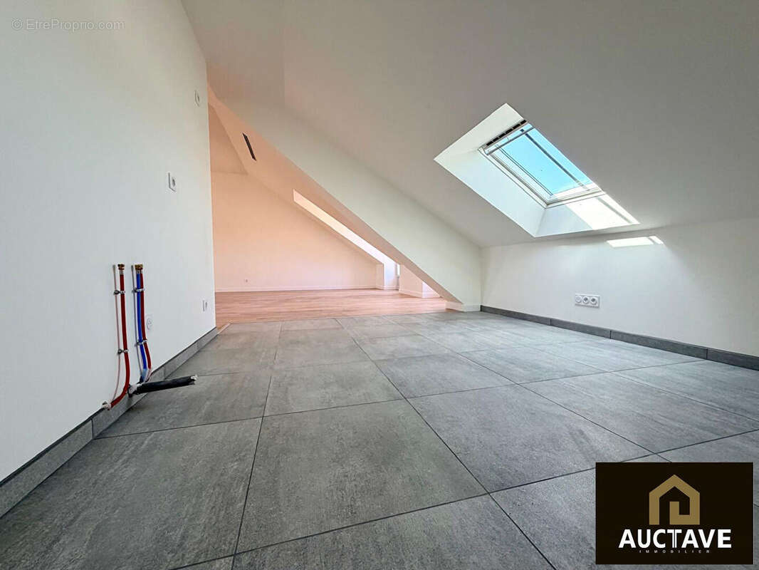Appartement de standing  avec ascenseur et climatisation- alencon - lancrel - photo 12