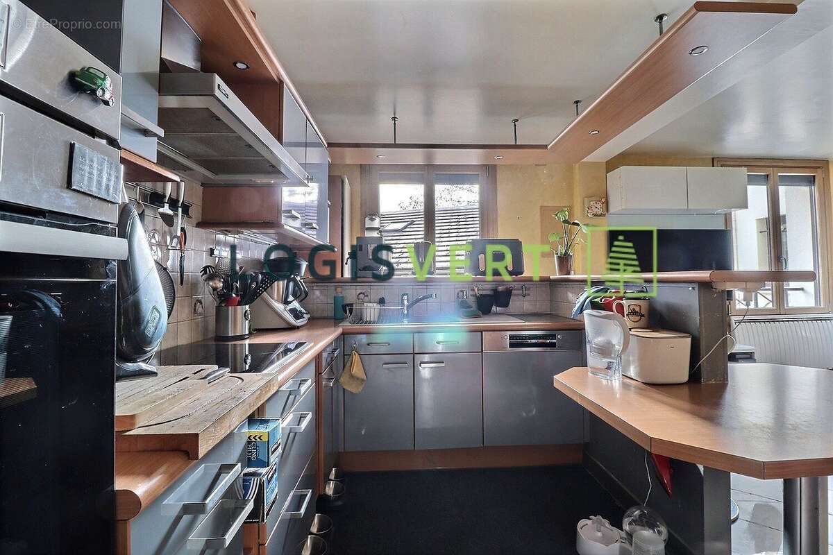 Appartement à BIEVRES