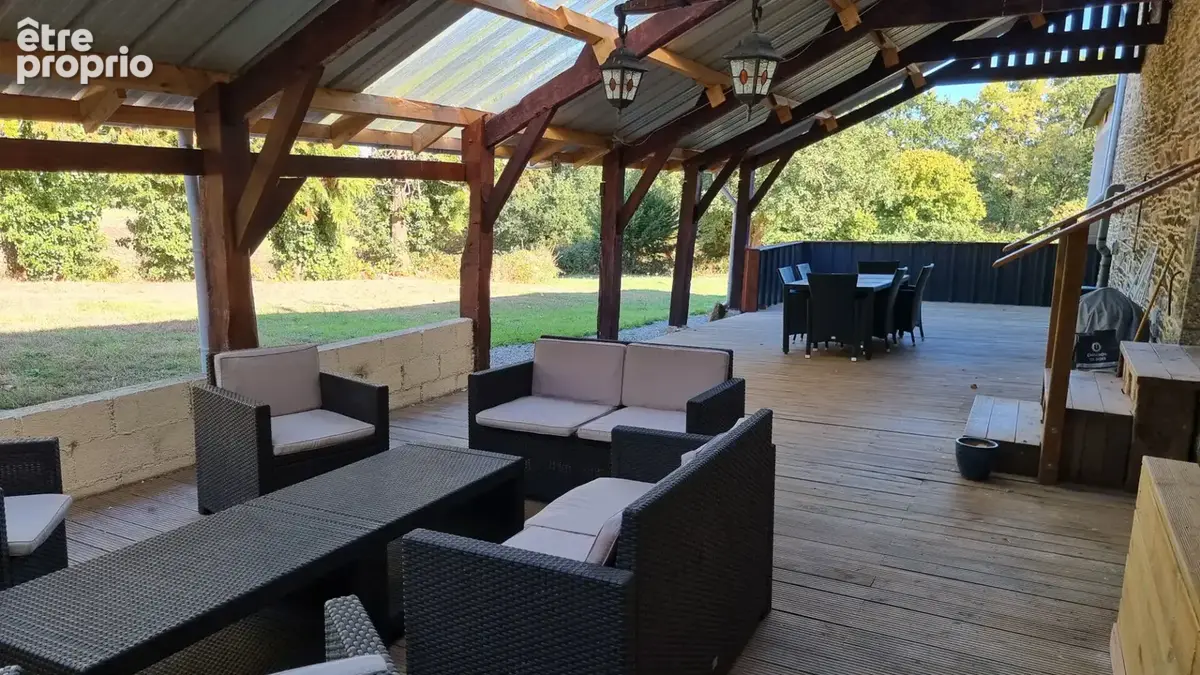 CÔTES-D'ARMOR, Plussulien, Magnifique longère de 5 chambres avec logement attenant de 3 chambres et dépendances - photo 14