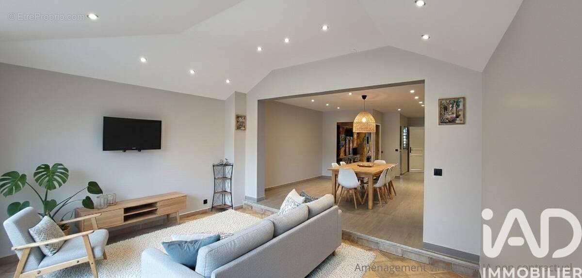 Photo 1 - Maison à RUEIL-MALMAISON