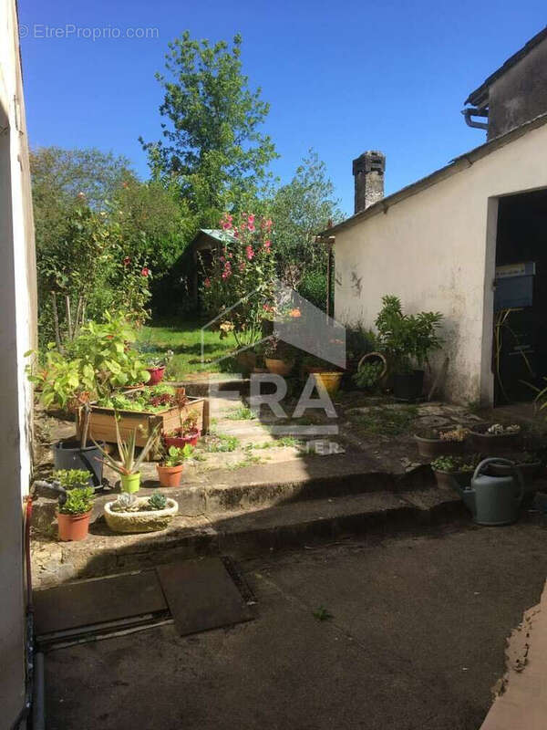 Maison à CASTILLON-LA-BATAILLE