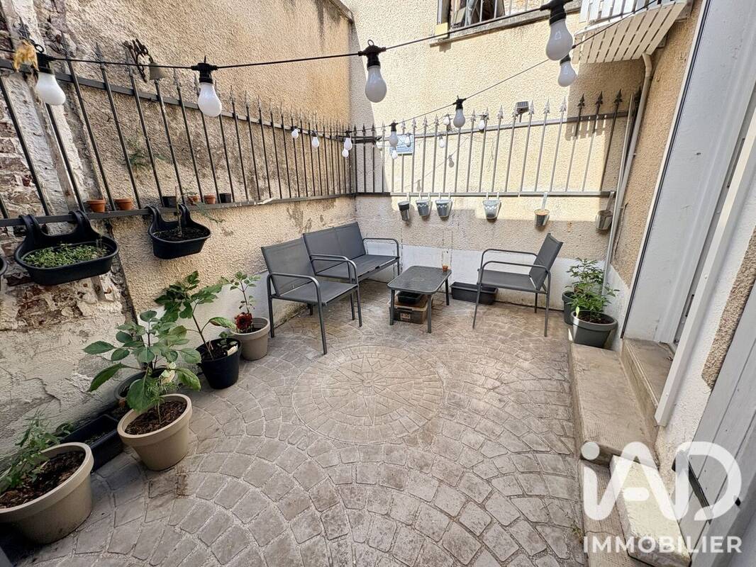 Photo 1 - Maison à MEHUN-SUR-YEVRE