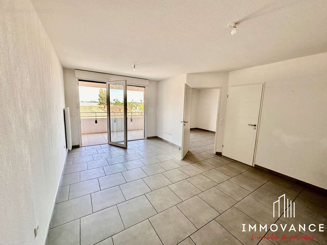 Appartement à LATTES