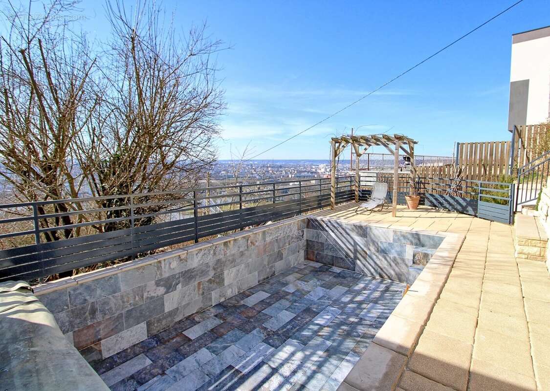 Maison à BONSECOURS