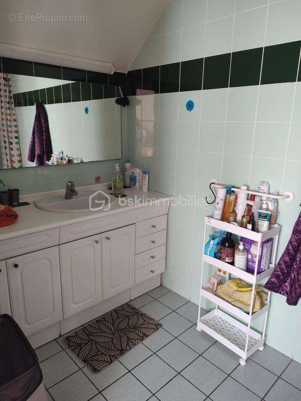 Appartement à VERRIERES-LE-BUISSON