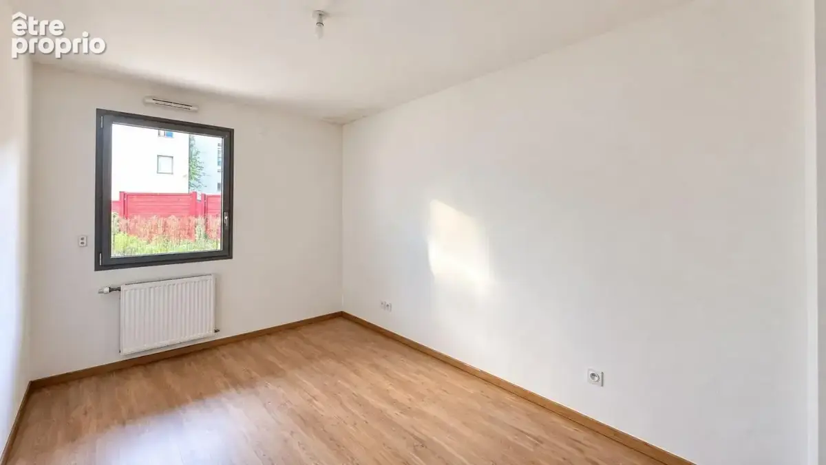 Valence centre-ville – appartement t3 avec jardin et garage - photo 6