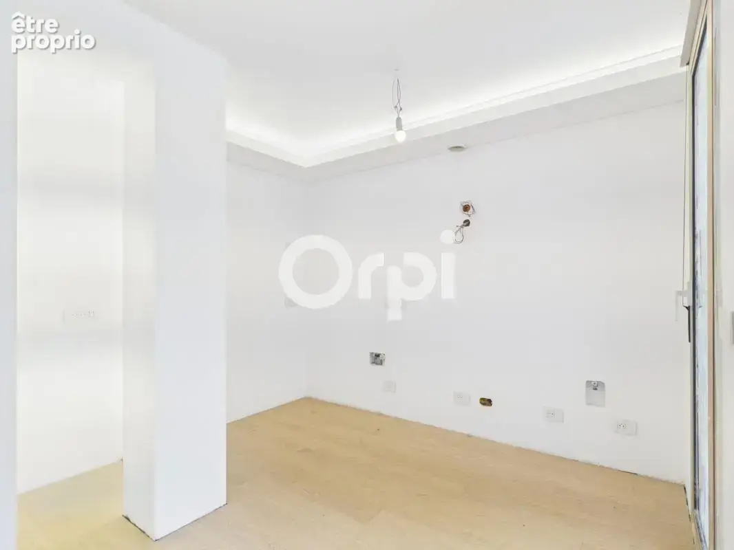Appartement 100 m de la mer 2p avec loggia - rez de jardin - à 50 m de la mer - ideal investisseur. - cave -parking - photo 9