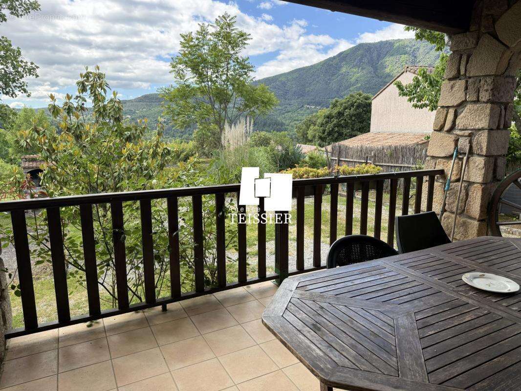 Maison à LES SALELLES