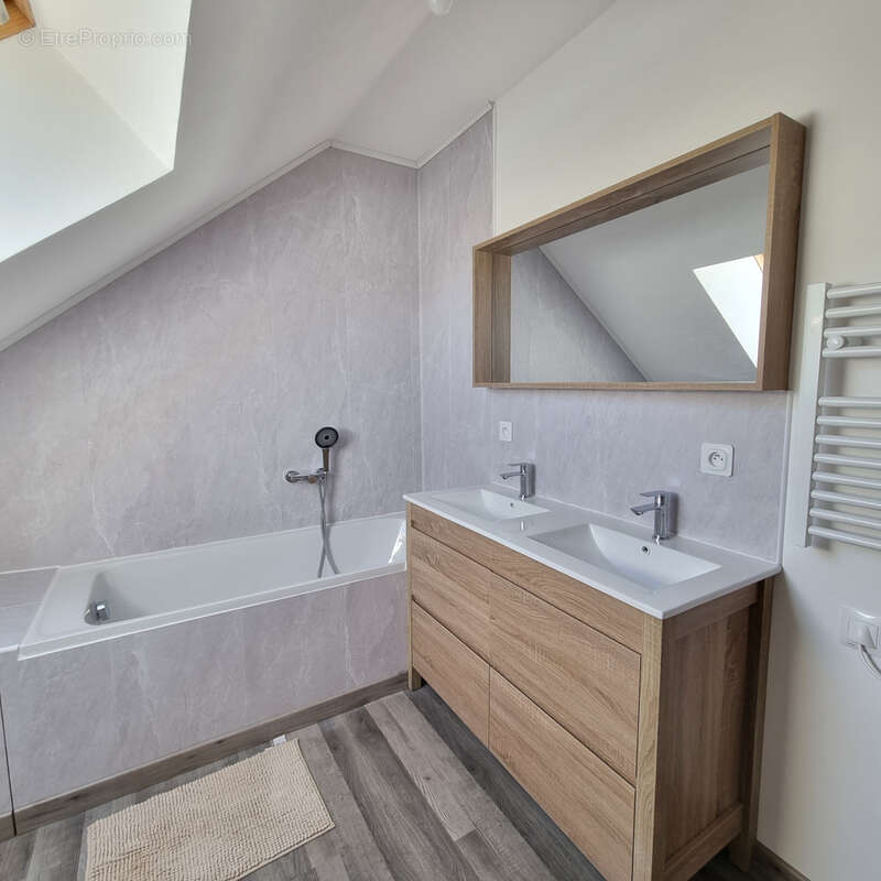 Vous rêvez d'une maison où poser vos valises, au calme, et avec des prestations modernes ? - photo 16