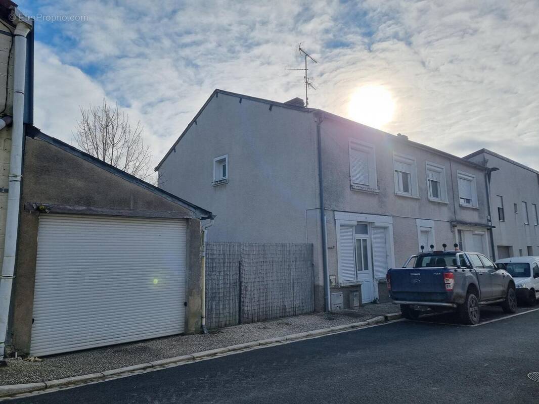 Photo 1 - Maison à SAINT-MAUR
