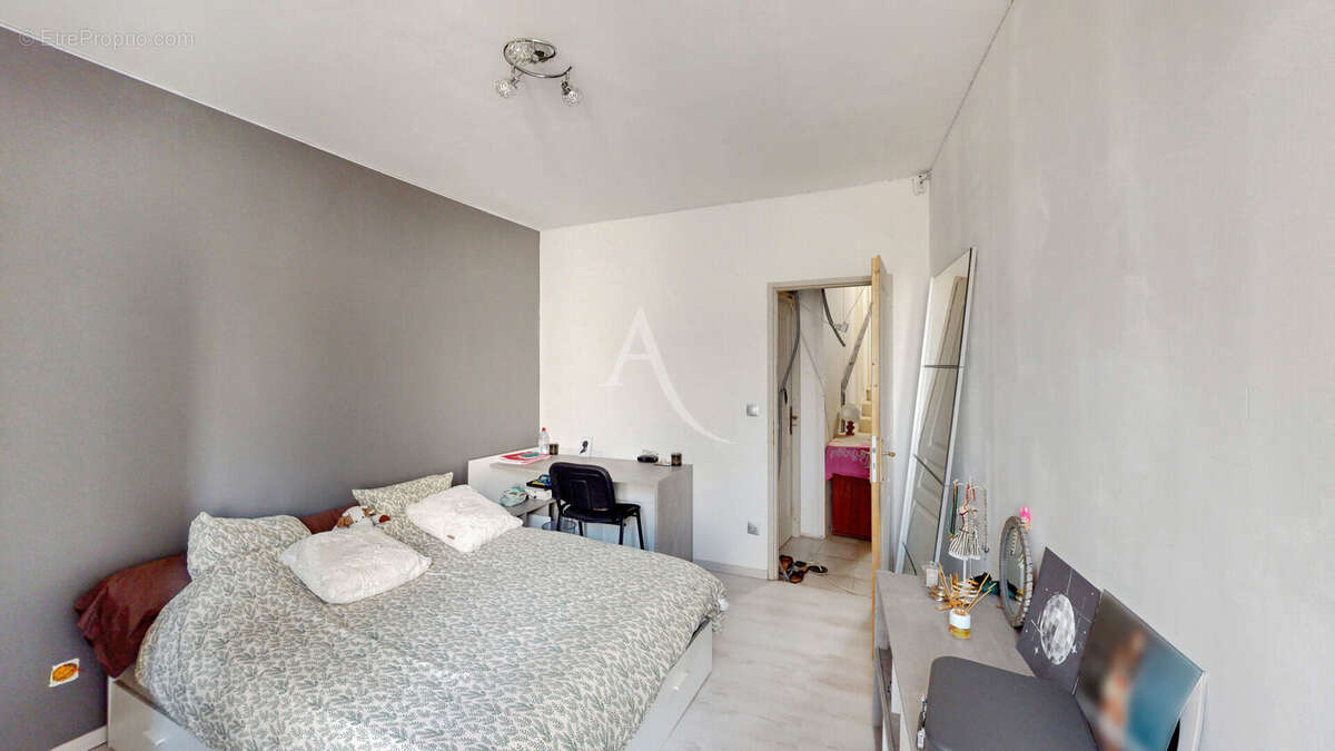 Grande maison de village à rénover  Thézan-les-Corbières - photo 14