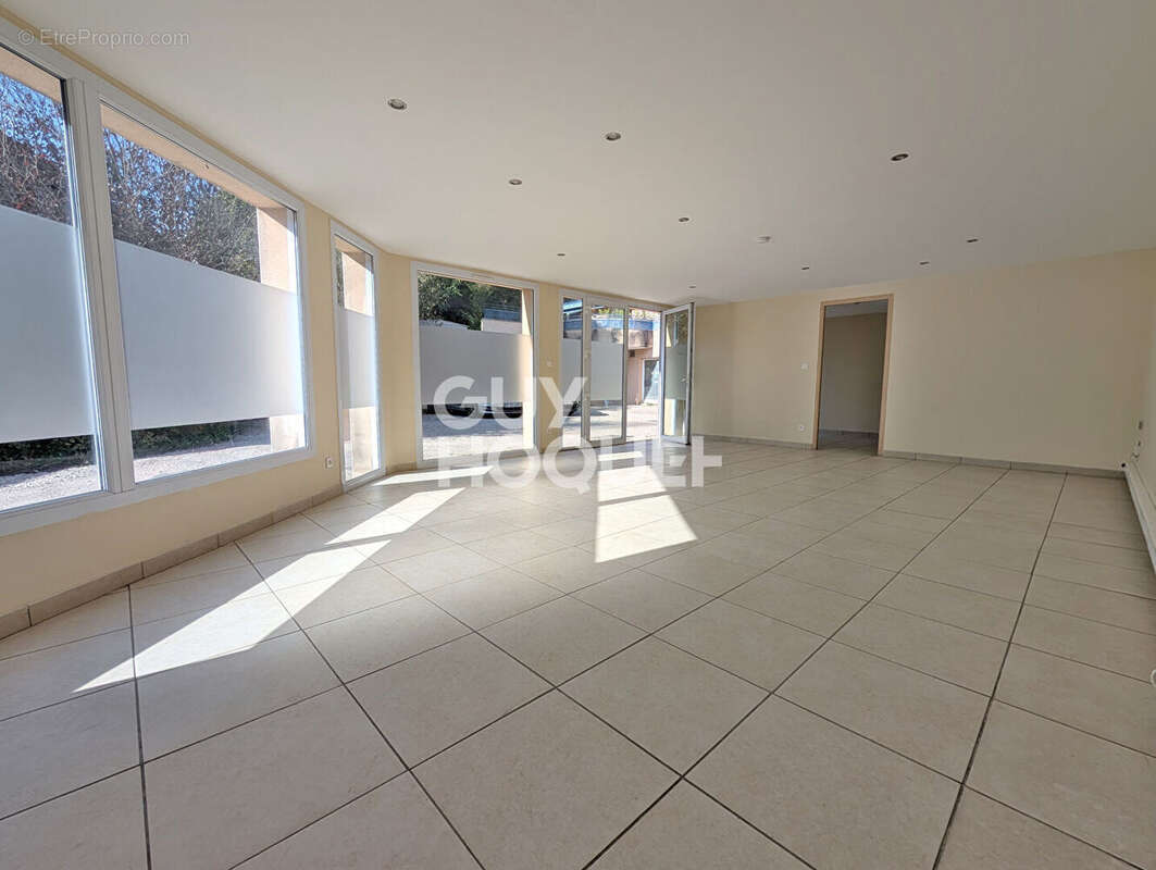 Commerce à BESANCON