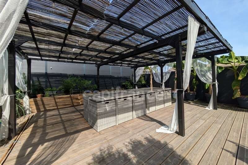 Maison à VILLENAVE-D'ORNON