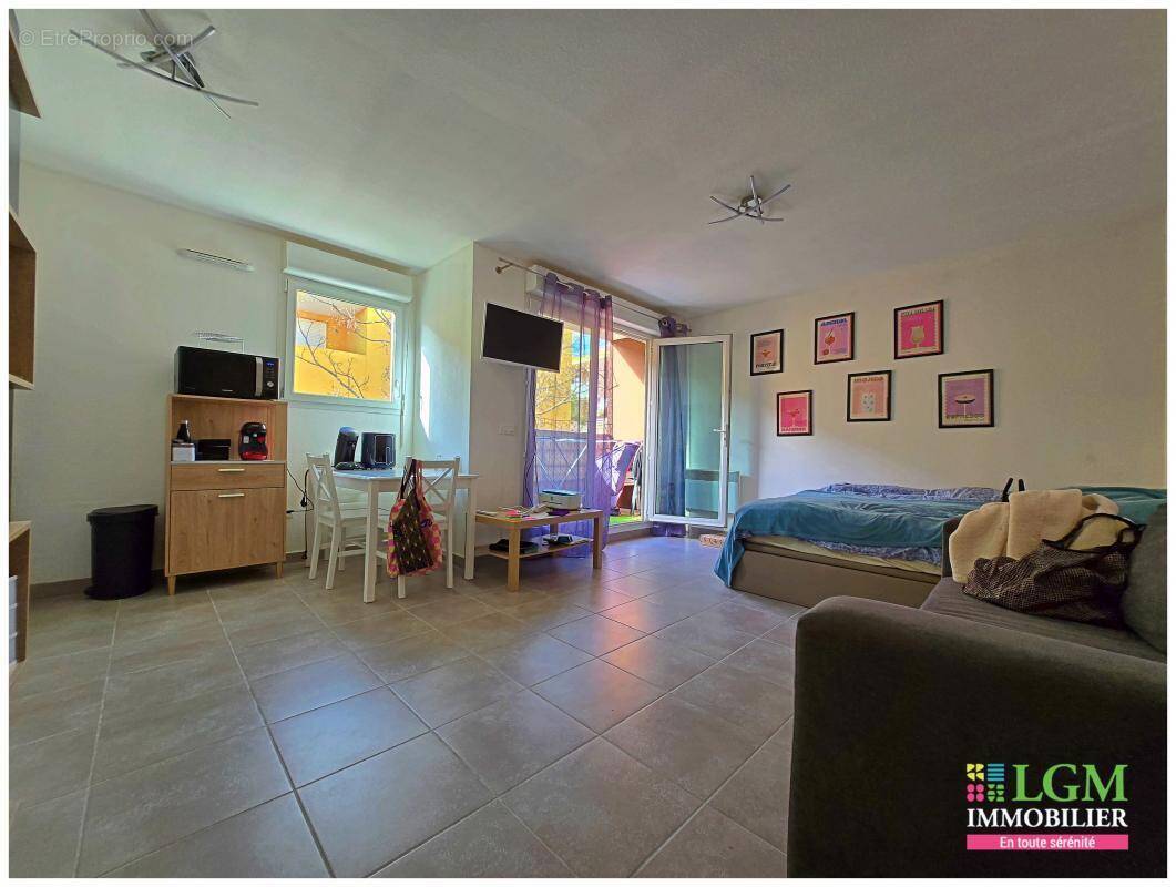 Appartement à CASTELNAU-LE-LEZ