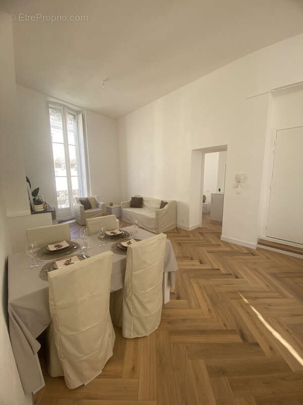Appartement à NIMES