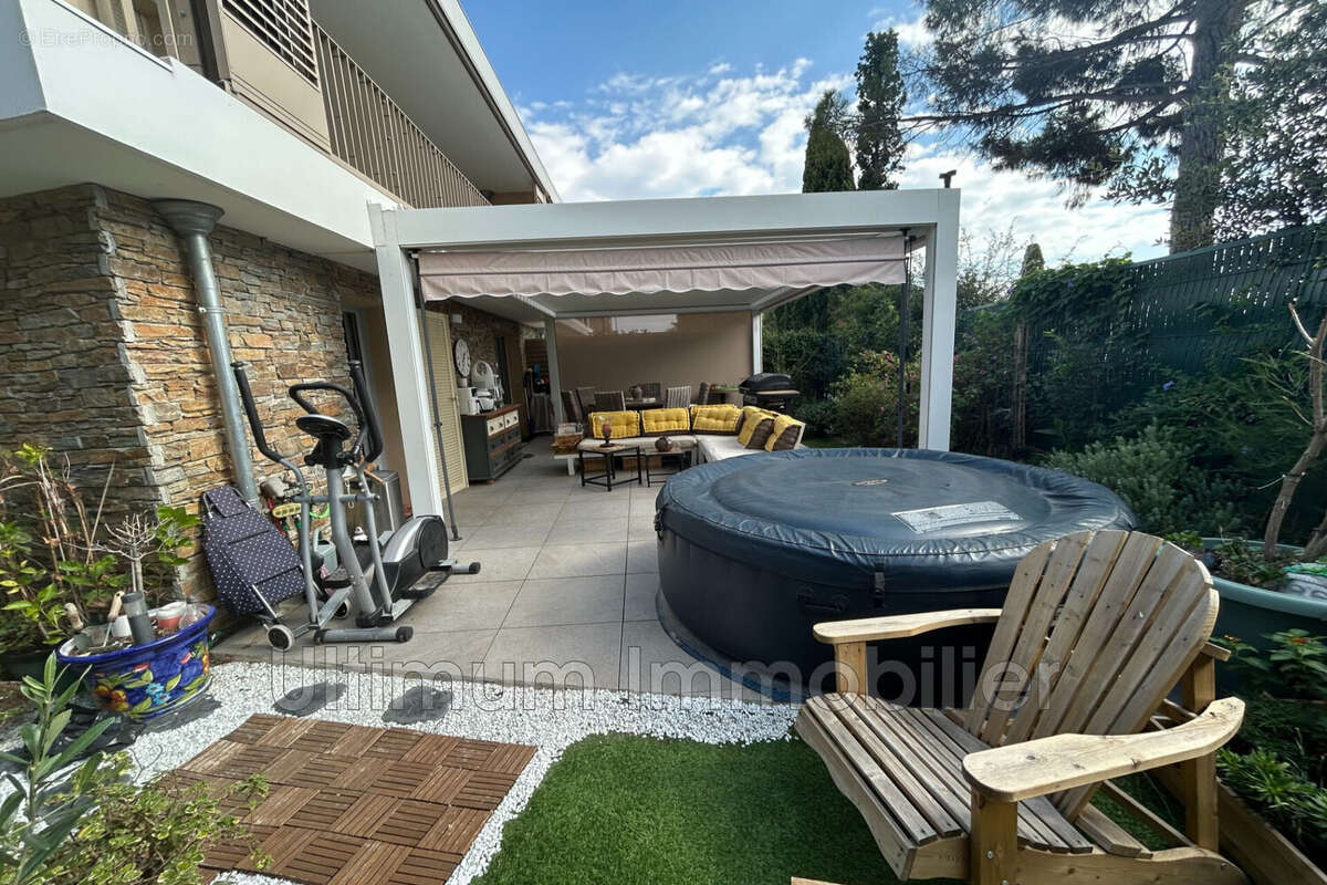 Appartement à LES ISSAMBRES