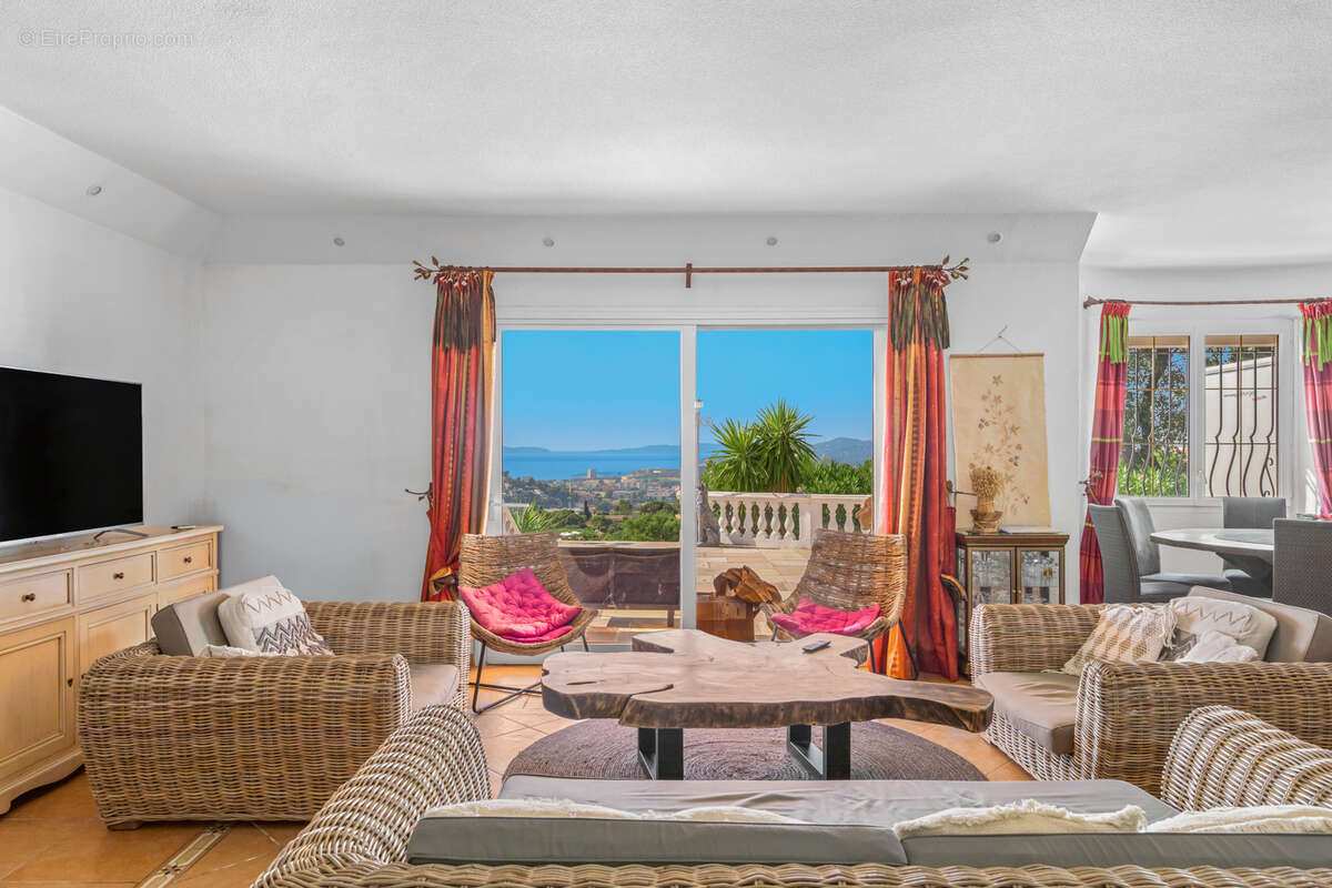 Villa 5 pièces - Bormes-Les-Mimosas - photo 6