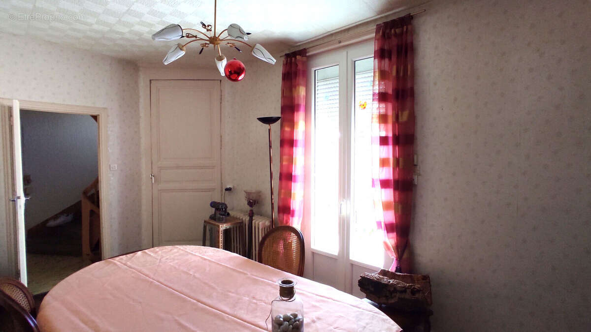 Maison à CHATELLERAULT