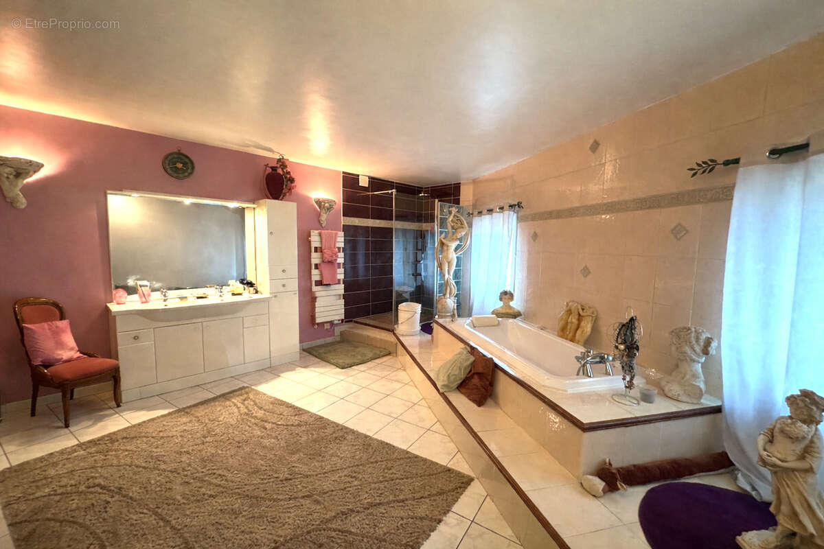 Maison à MITRY-MORY