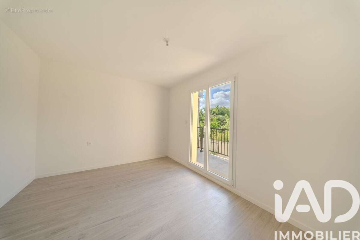 Maison 155 m² à Lagny-Sur-Marne  - photo 9