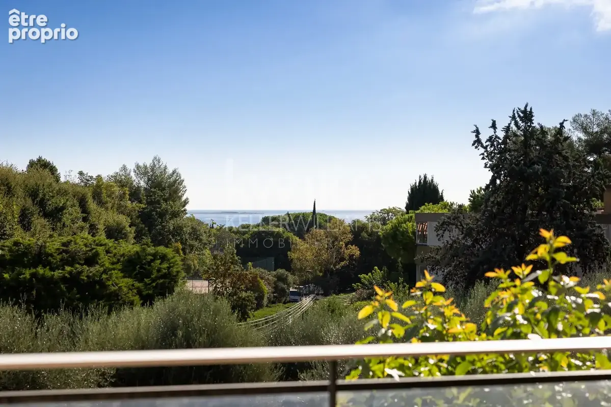 Appartement à VILLENEUVE-LOUBET