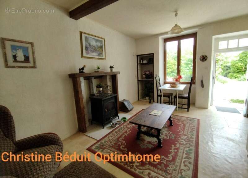 CHARENTE, COURCOME, maison 198 m², 4 chambres, grange, terrain 2401 m² clos - photo 8