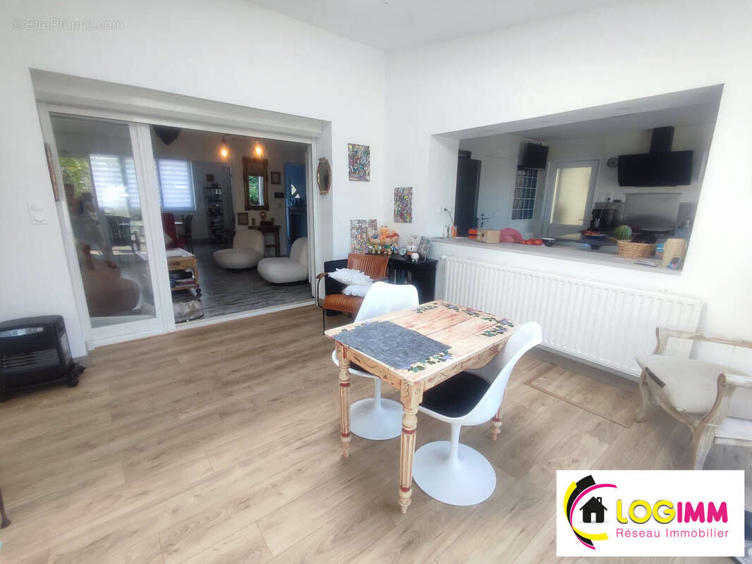 Maison à ENGLEFONTAINE