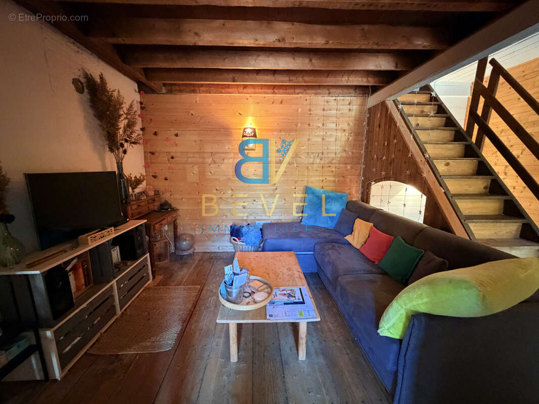 À vendre   exclusivité saint-françois-longchamp   (montaimont)  ancien corps de ferme rénové   110 m2 habitabl - photo 12