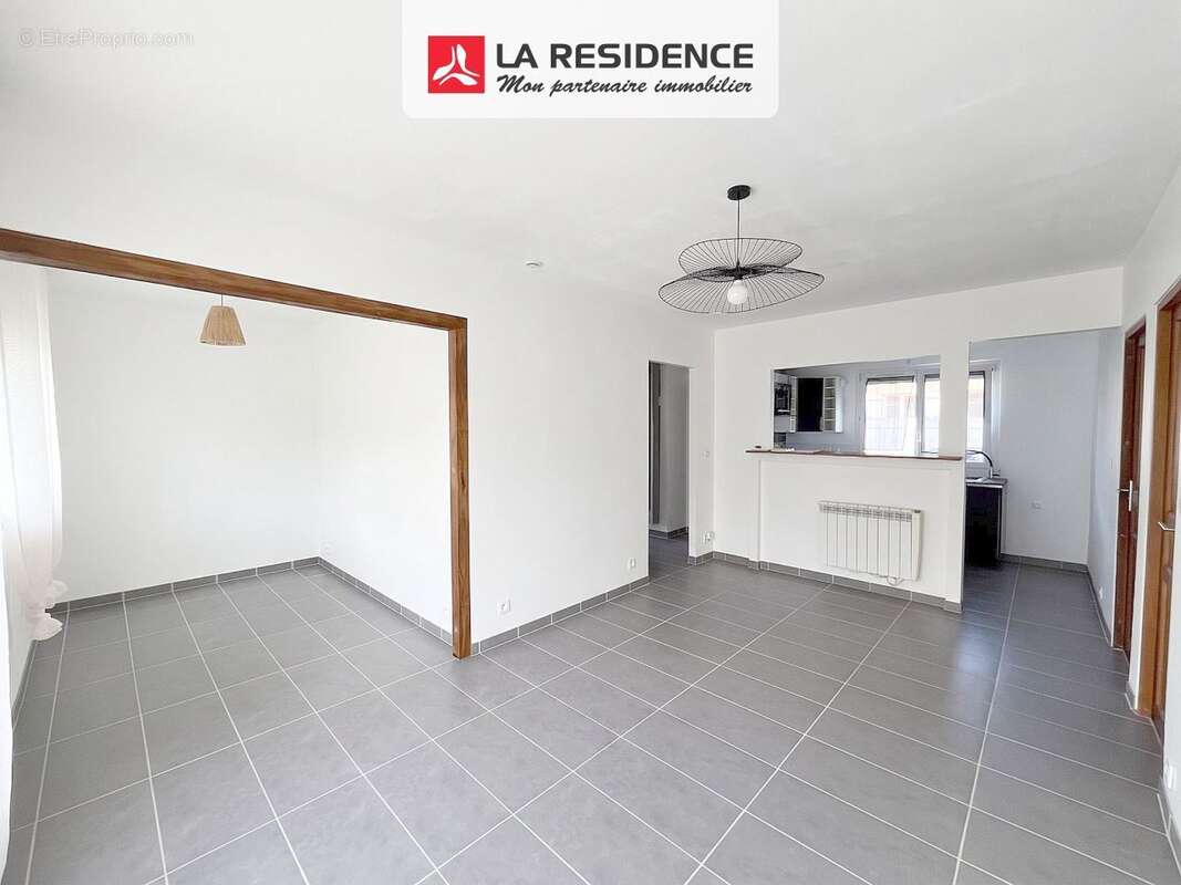 Maison 60 m² à Saint-Ouen-L'aumone  - photo 9