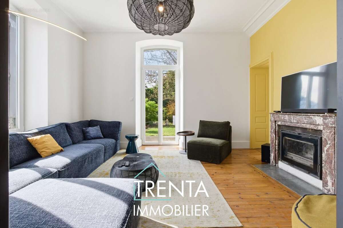 Maison à TULLINS