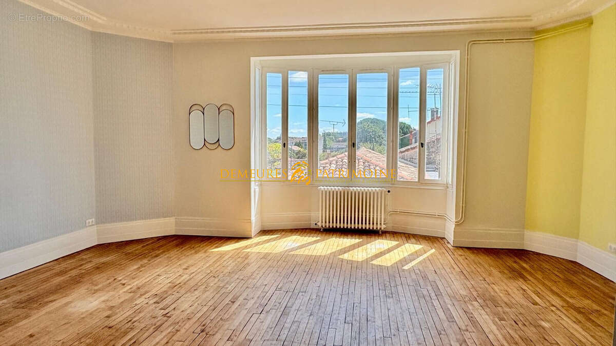 Appartement 140 m² à Angouleme  - photo 8