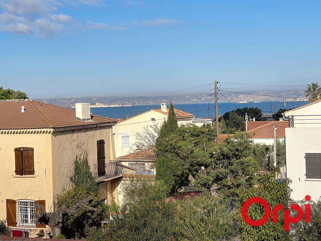Appartement à MARSEILLE-8E