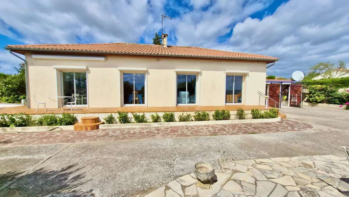 Maison à CASTELNAU-DE-GUERS