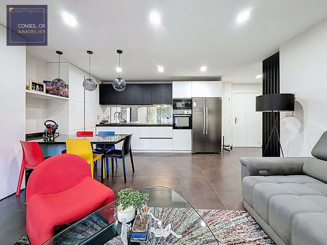 Appartement à SAINT-GENIS-LAVAL