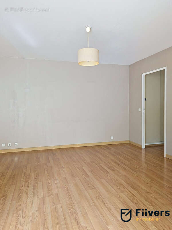 Appartement 31 m² à Avon  - photo 3