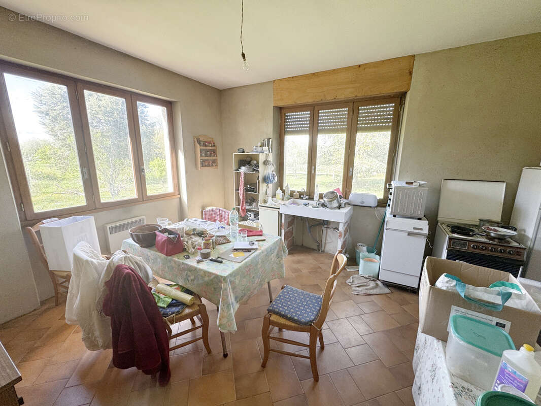 Maison à SOUAL