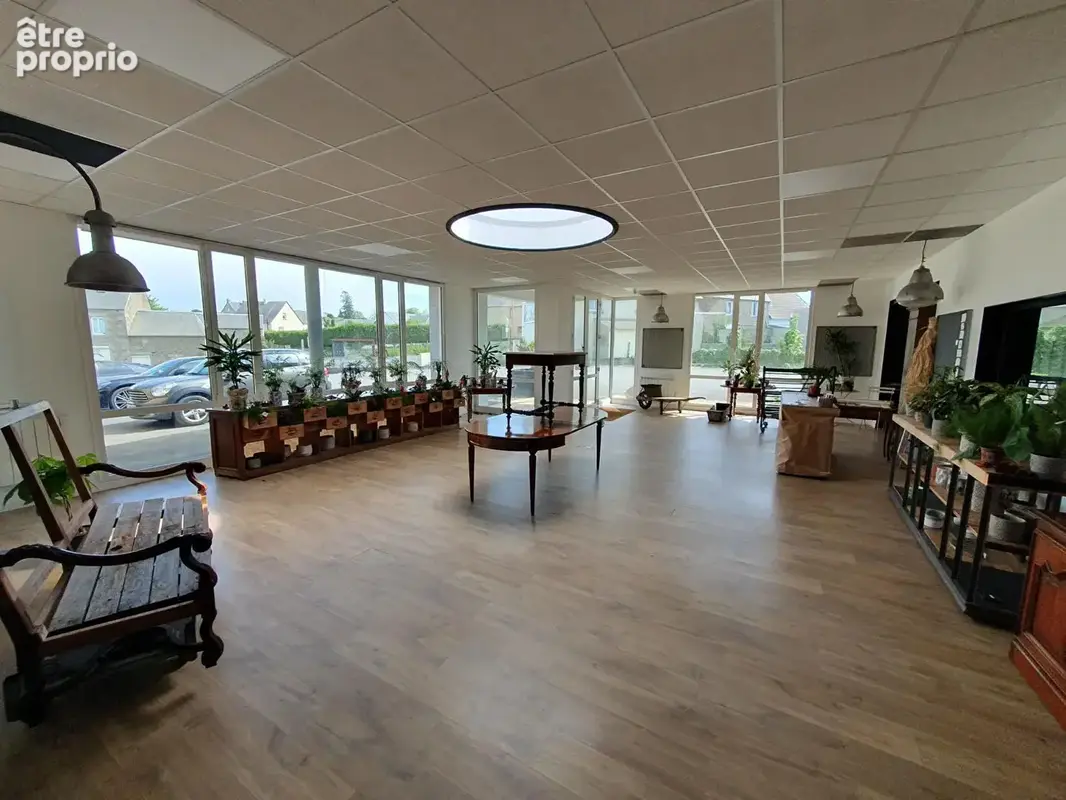 Local commercial Precey 25 pièce(s) 1000m2 - photo 13