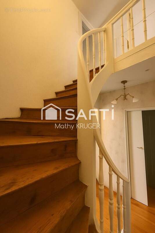 Appartement 112 m² à Sainte-Foy-La-Grande  - photo 7