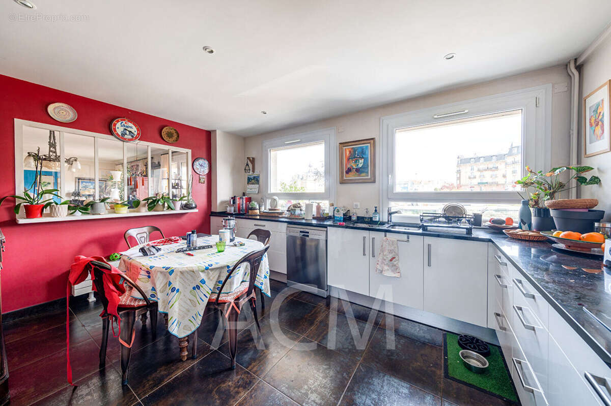 Appartement à MAISONS-LAFFITTE