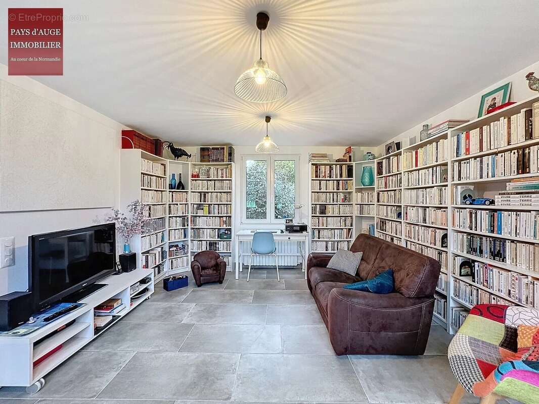 Maison à NEUVILLE-SUR-TOUQUES