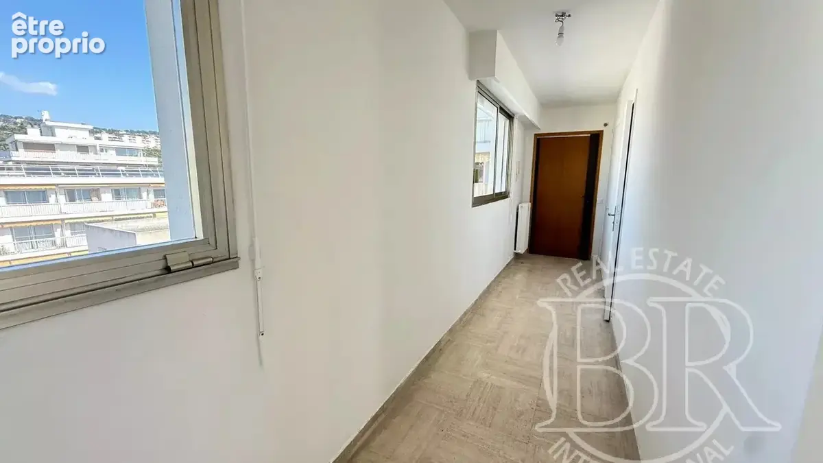 Cannes  a vendre a deux pas de Martinez appartement type 3 avec deux terrasses - photo 6