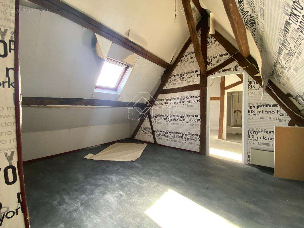 Maison à ROSNY-SUR-SEINE