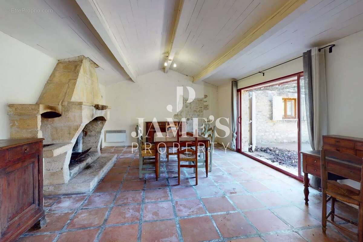 Maison à EYGALIERES