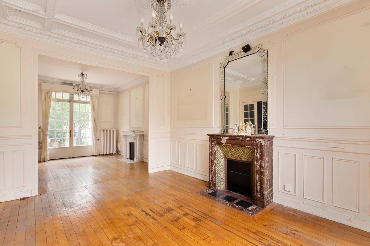 Maison à NOGENT-SUR-MARNE