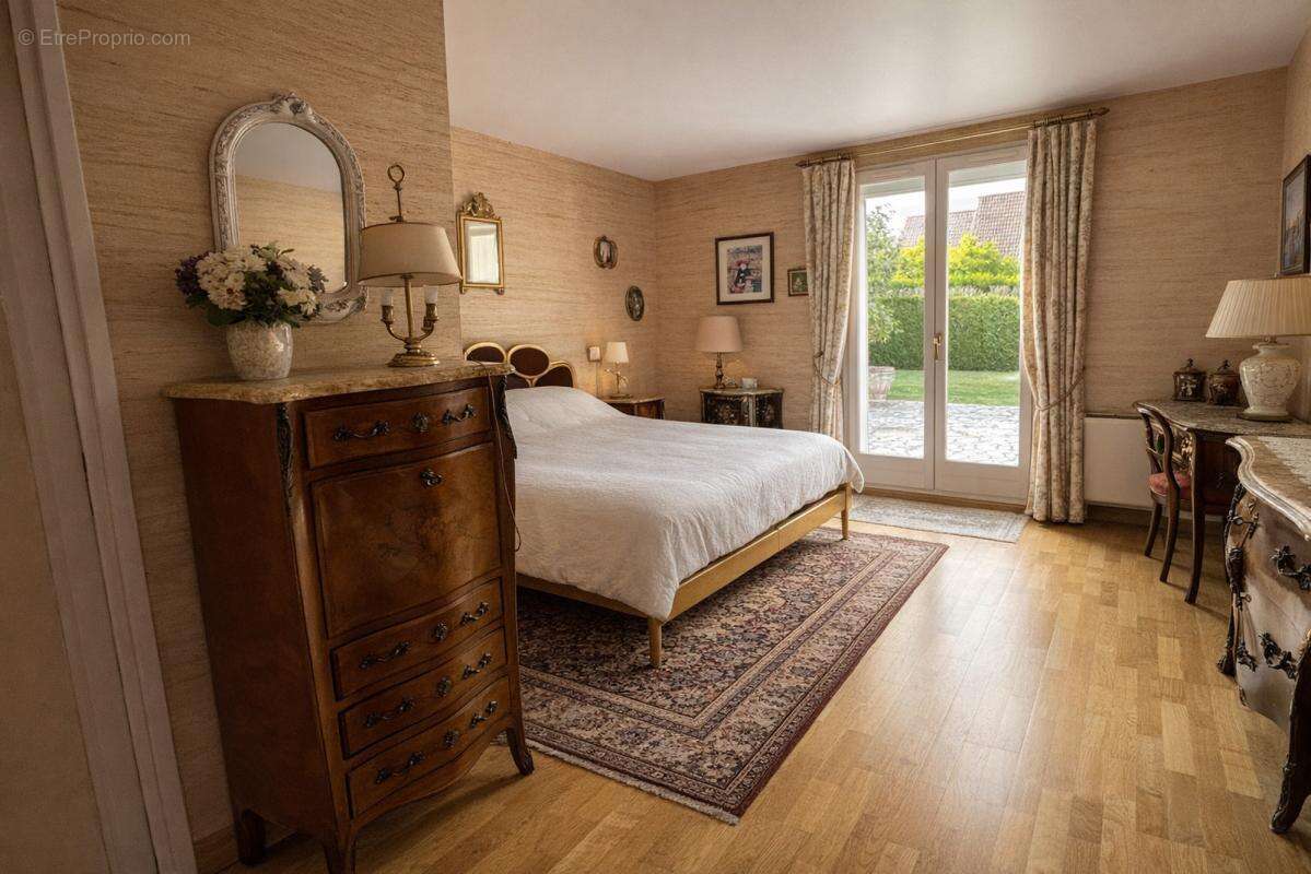 Maison à OZOIR-LA-FERRIERE