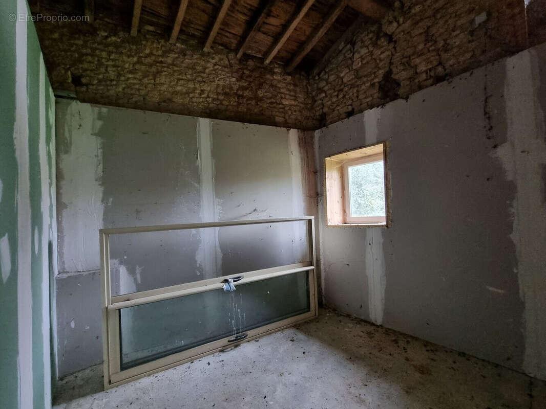 Photo 5 - Maison à SURIN