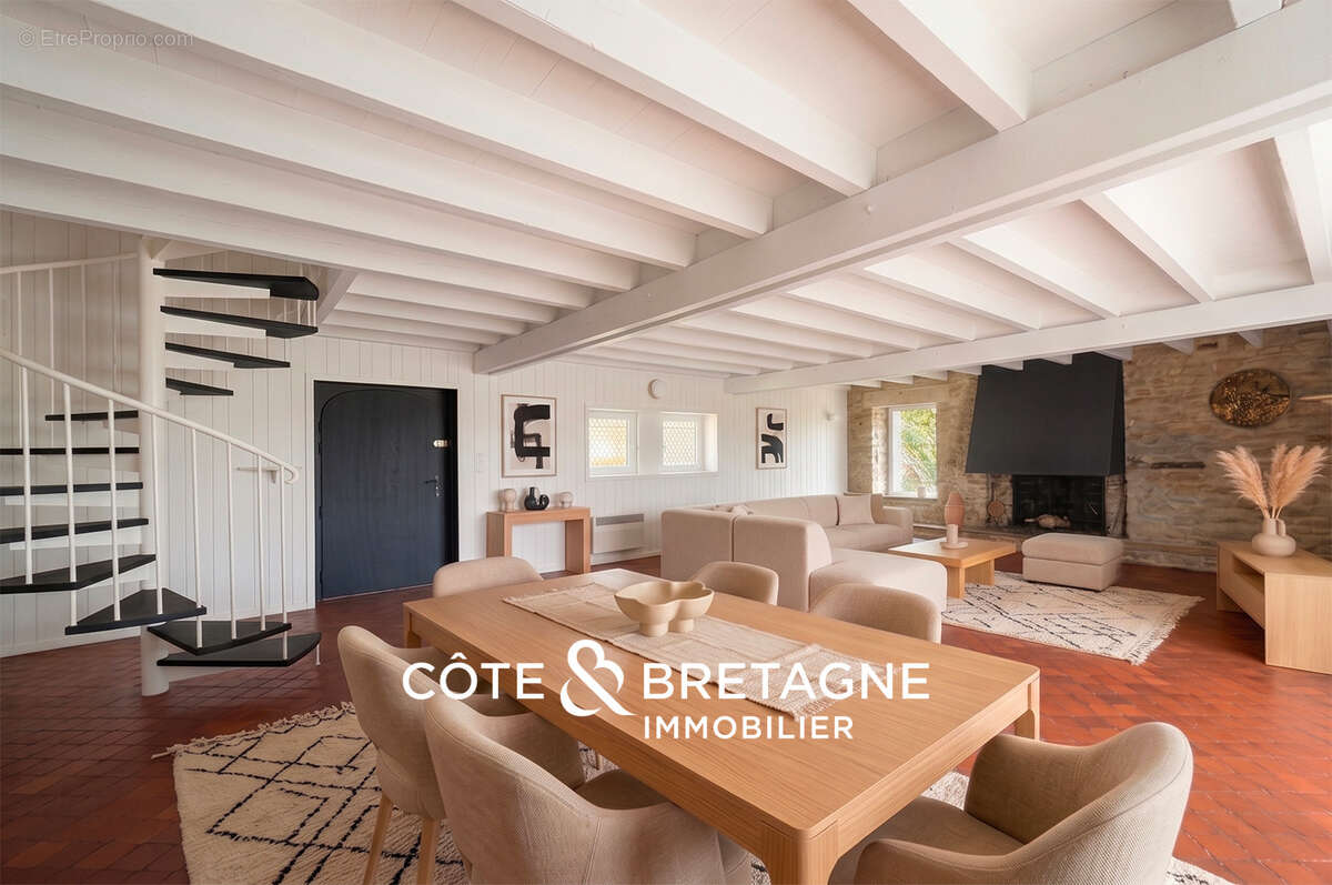 Maison à LOCOAL-MENDON