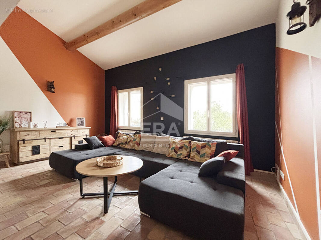 Maison à MALLEMORT